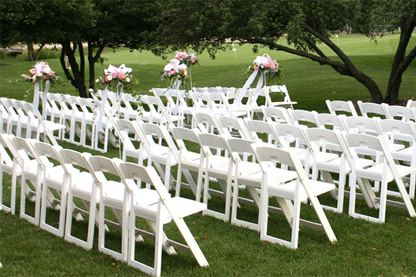 white resin chairs